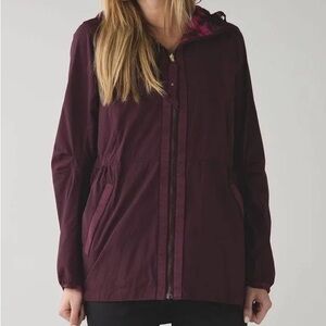 lululemon athletica Lululemon Rain For Daze Reversible Jacket size 6